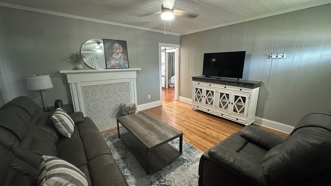 Photo of Livingroom in Winston - Salem