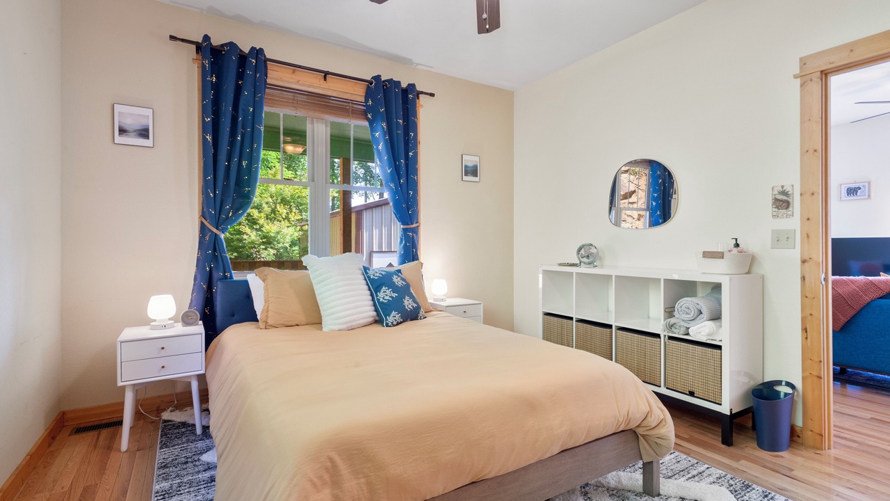 Photo of Bedroom in Burnsville