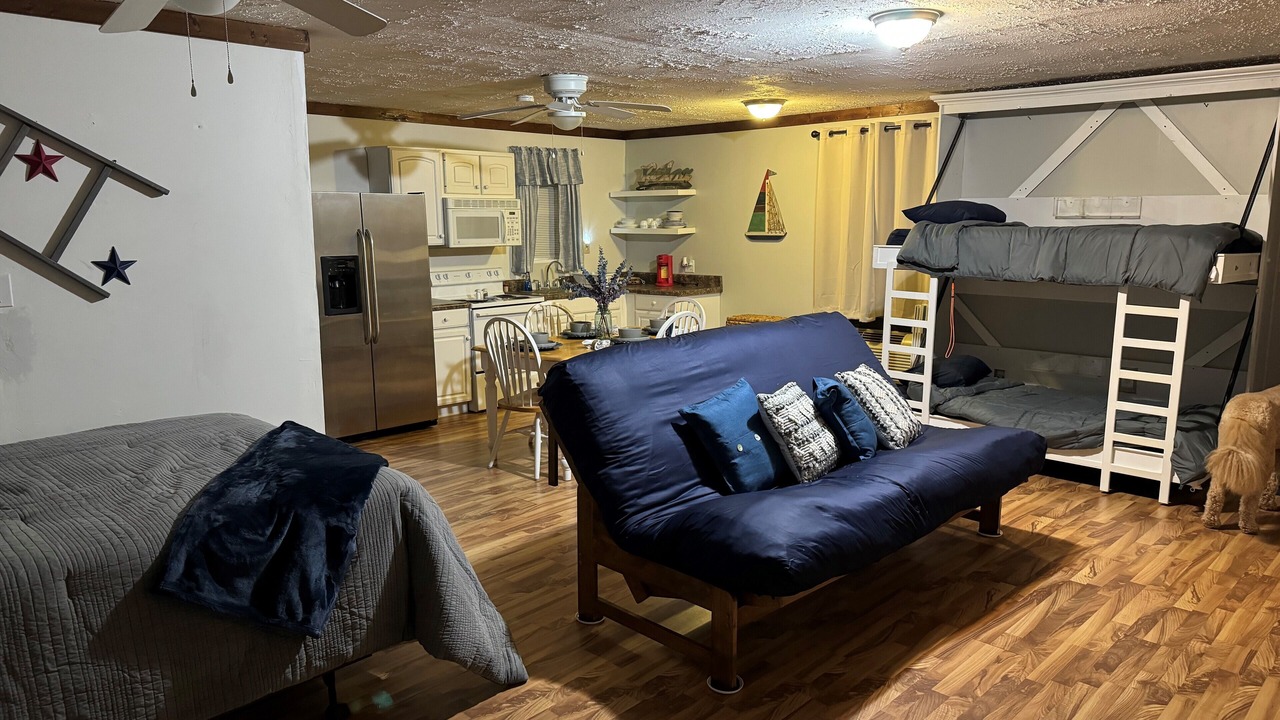 Photo of Bedroom in Clarkson