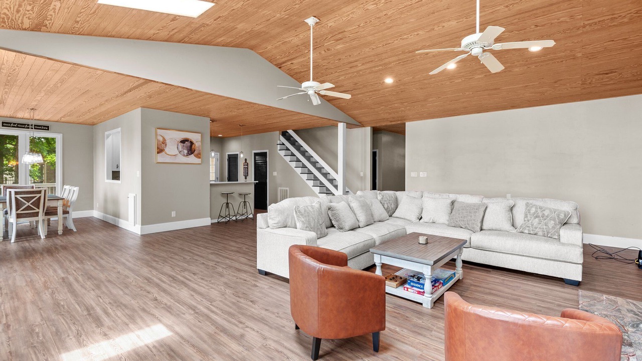 Photo of Livingroom in New Bern