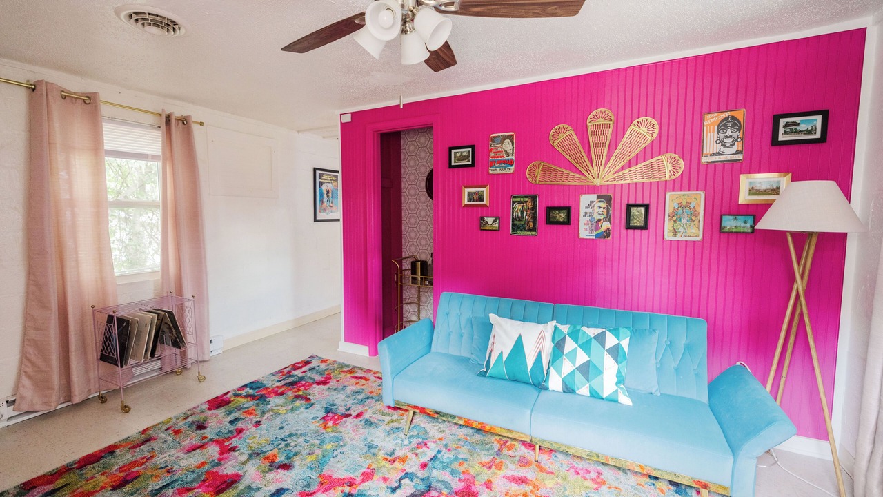 Photo of Livingroom in Petersburg