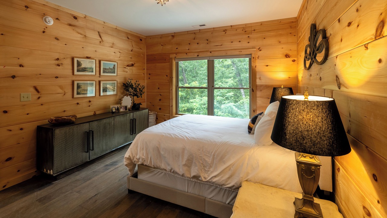 Photo of Bedroom in Sunset Cove