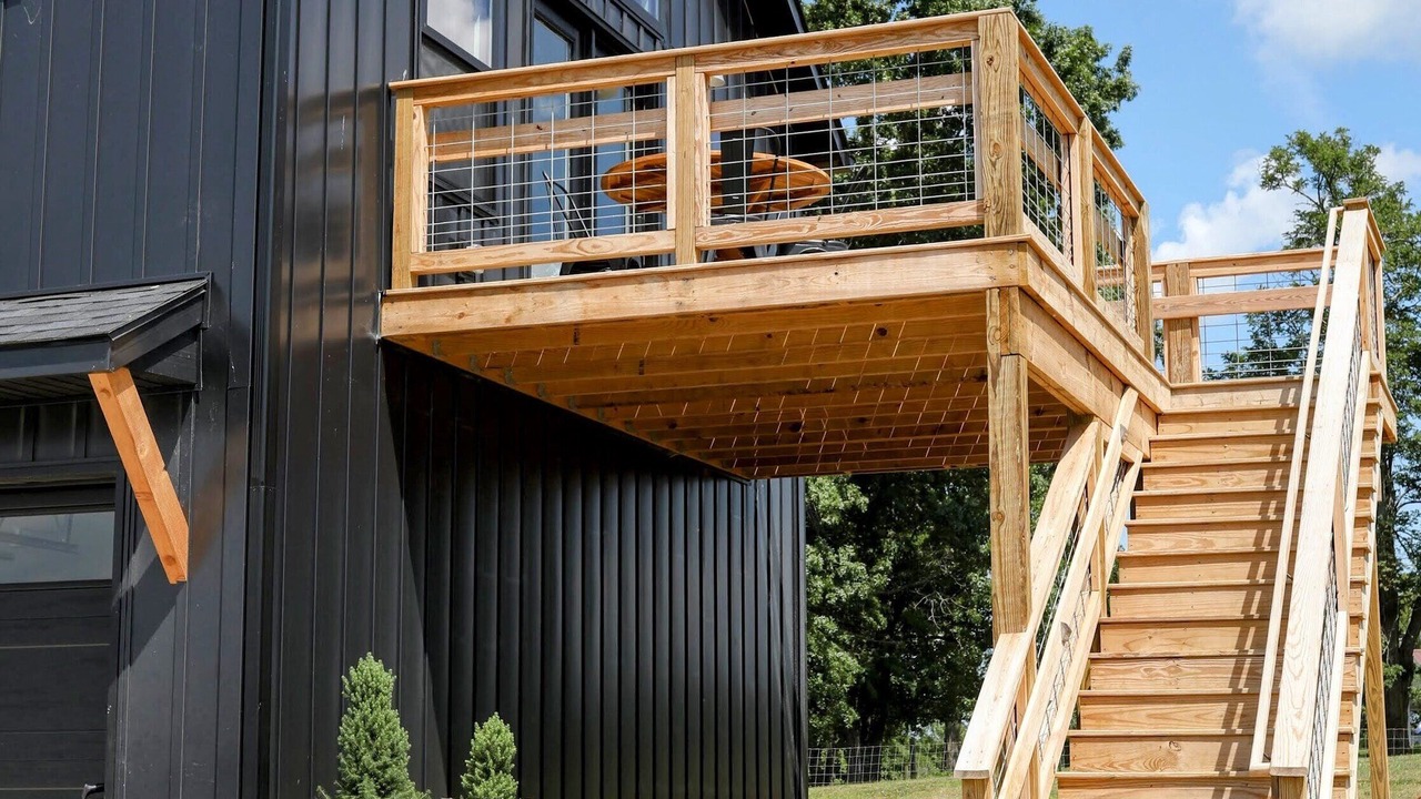 Photo of Patio Balcony in Stamping Ground