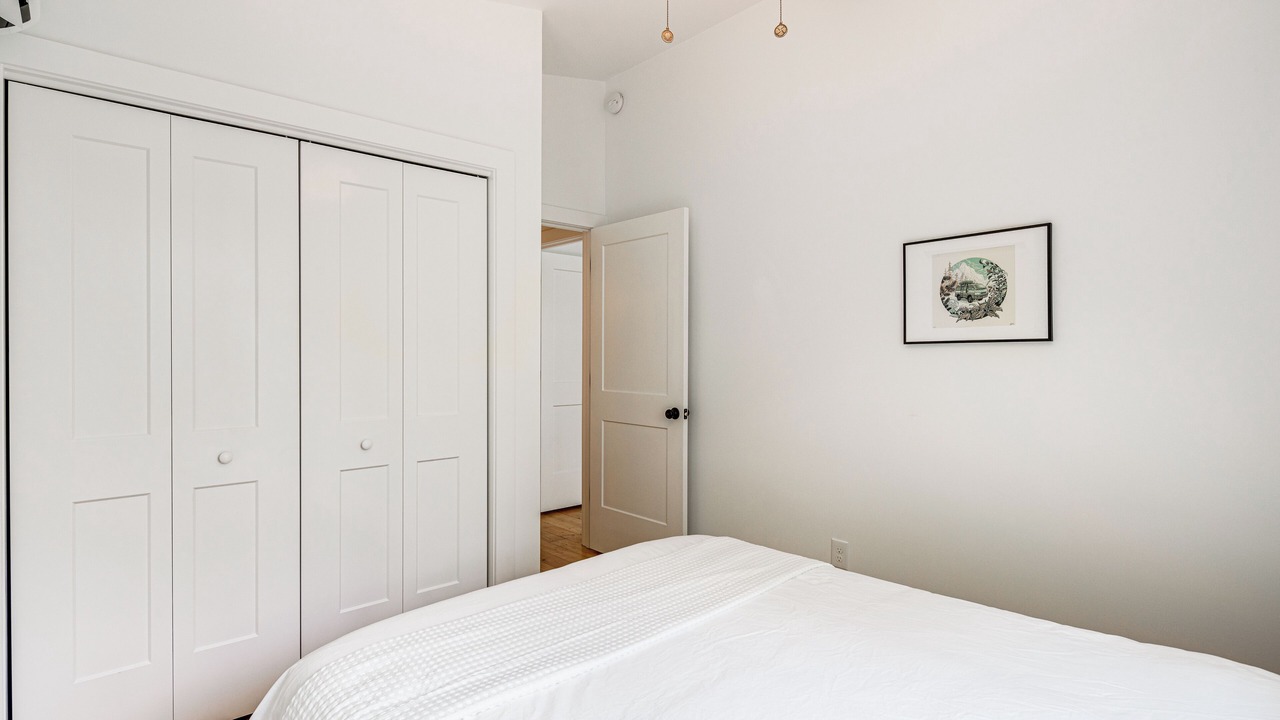 Photo of Bedroom in Hendersonville