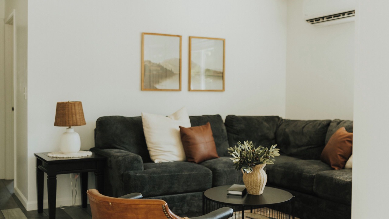 Photo of Livingroom in Bronston