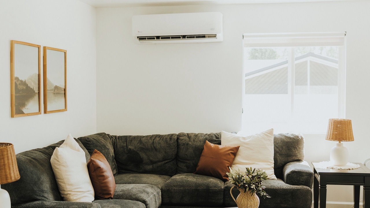 Photo of Livingroom in Bronston