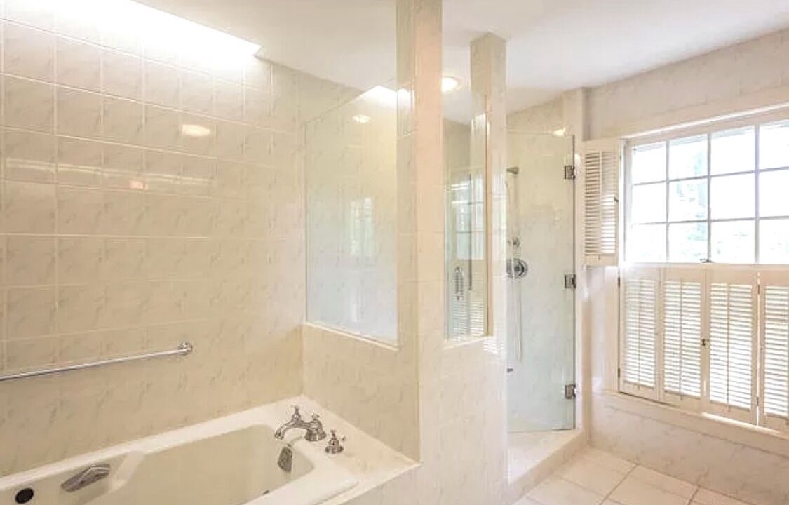 Photo of Bathroom in Lookout Mountain