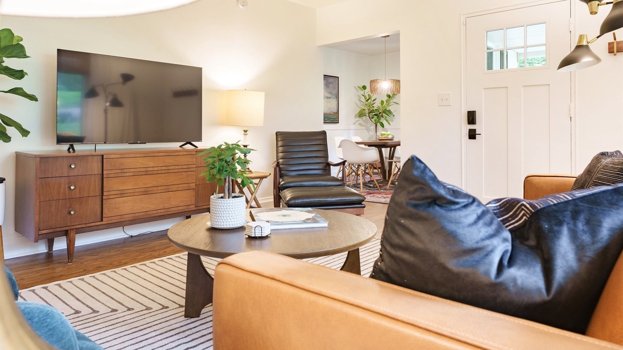 Photo of Livingroom in Inglewood