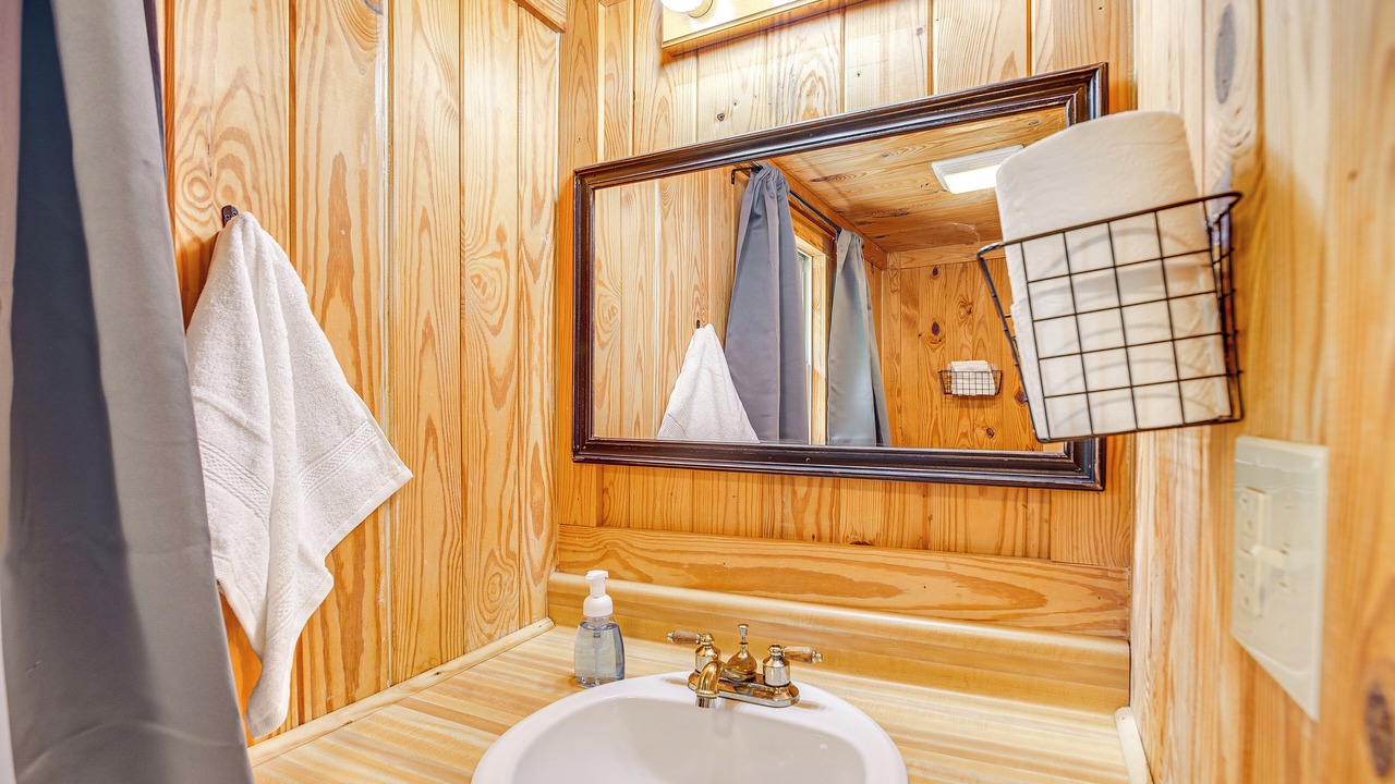 Photo of Bathroom in Clarkson