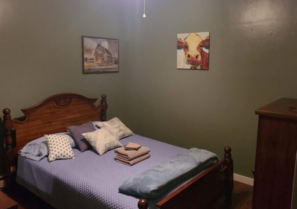 Photo of Bedroom in Kyle