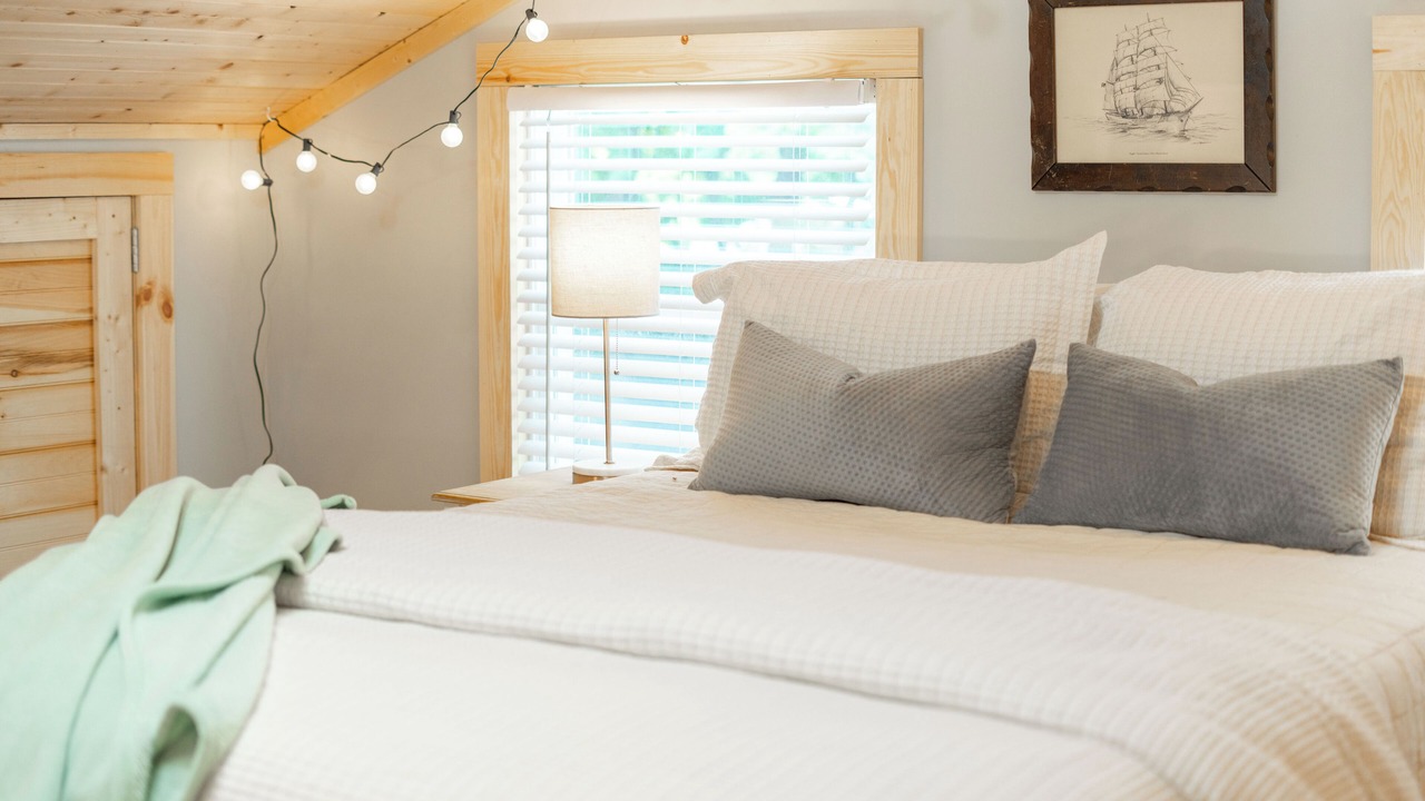 Photo of Bedroom in Supply