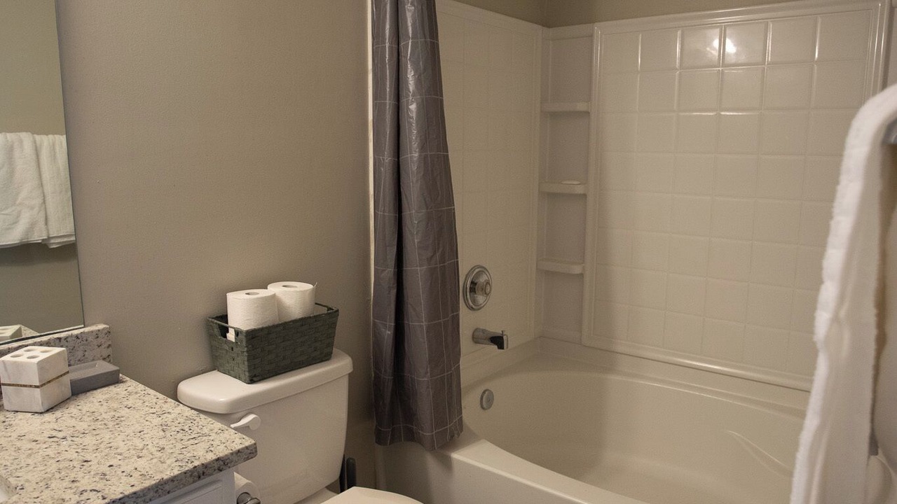 Photo of Bathroom in Oakdale
