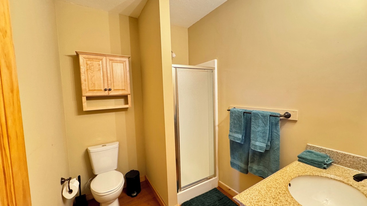 Photo of Bathroom in Cranberry Falls