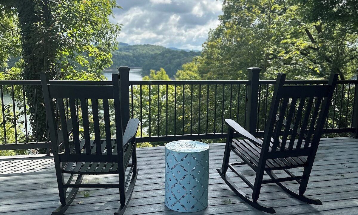 Photo of Patio Balcony in Bronston