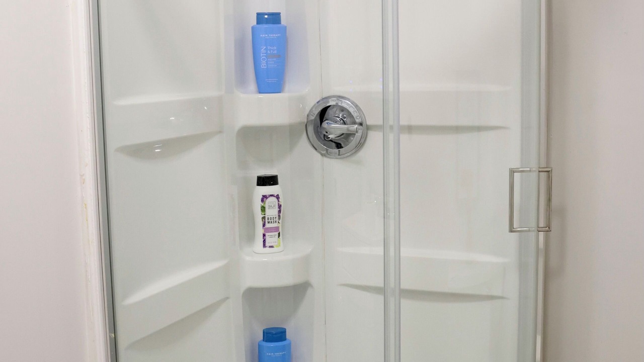 Photo of Bathroom in Pine Forest
