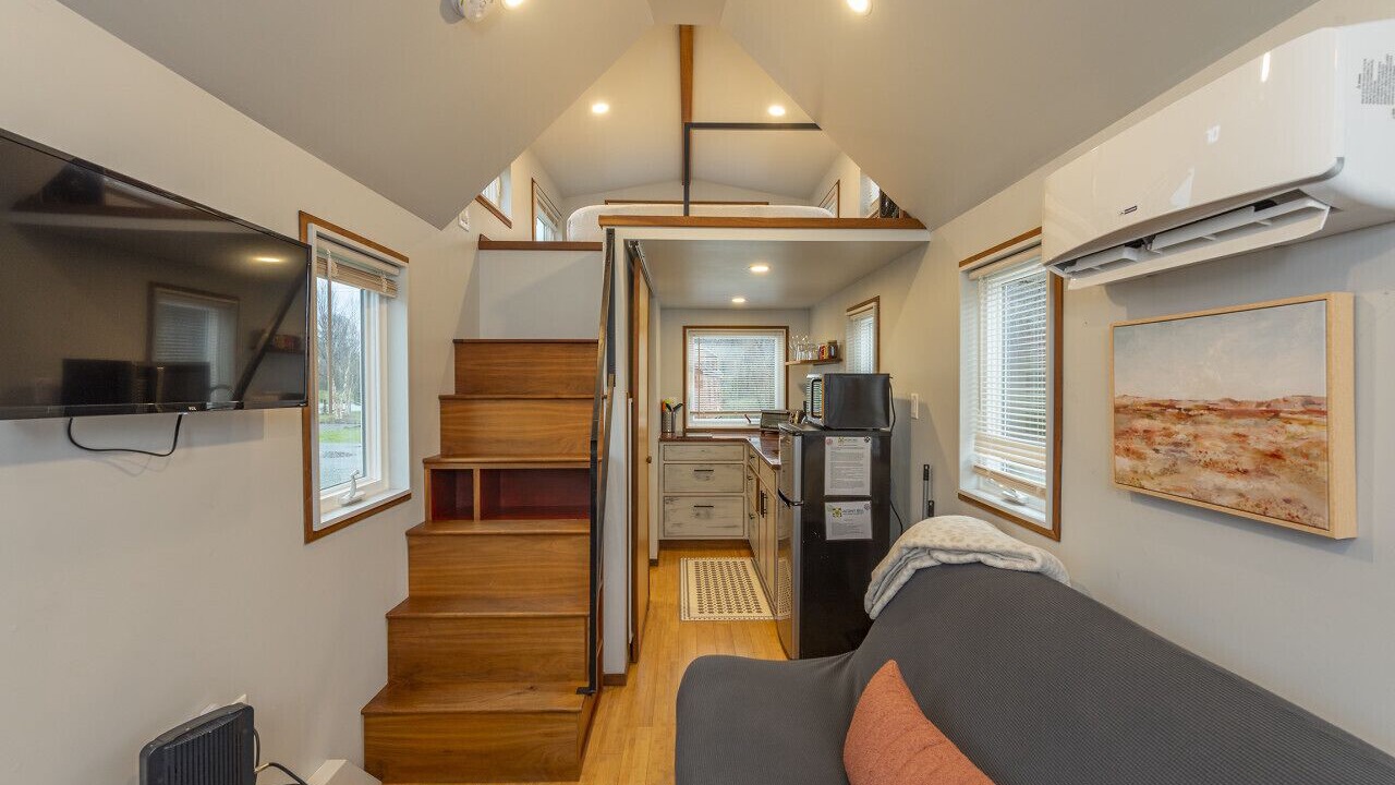 Photo of Livingroom in Mills River