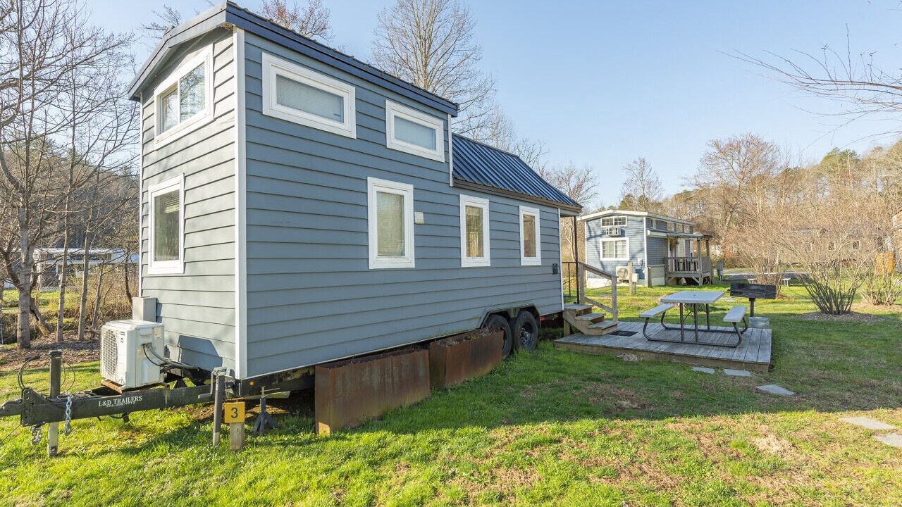Photo of Outdoor in Mills River