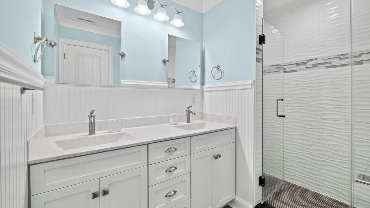 Photo of Bathroom in Ocean Sound Village