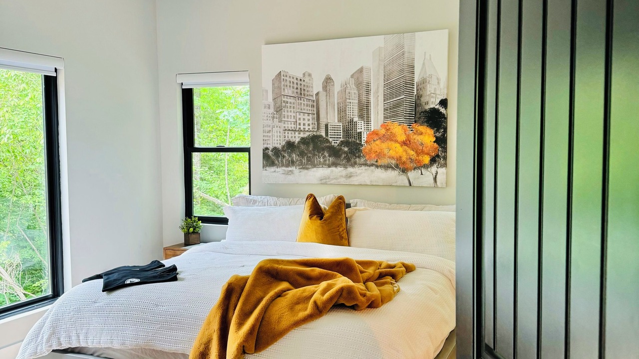 Photo of Bedroom in Roaring River