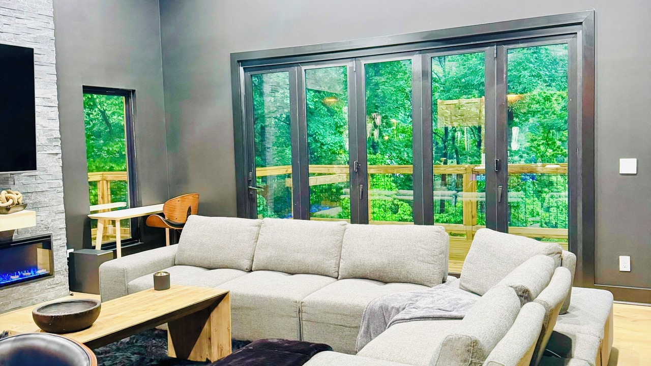 Photo of Livingroom in Roaring River