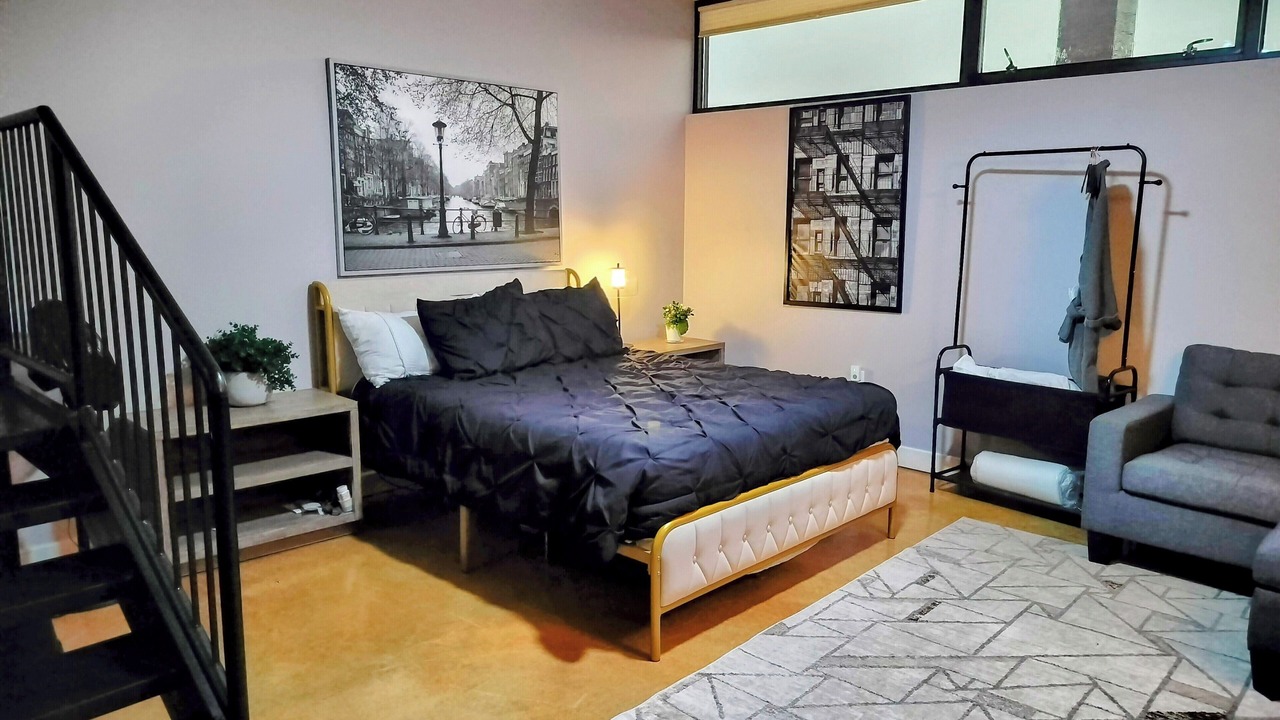 Photo of Bedroom in Downtown Louisville