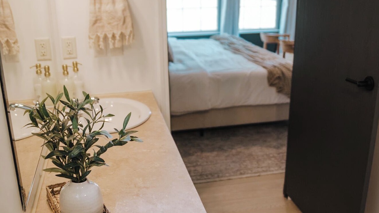 Photo of Bedroom in La Follette