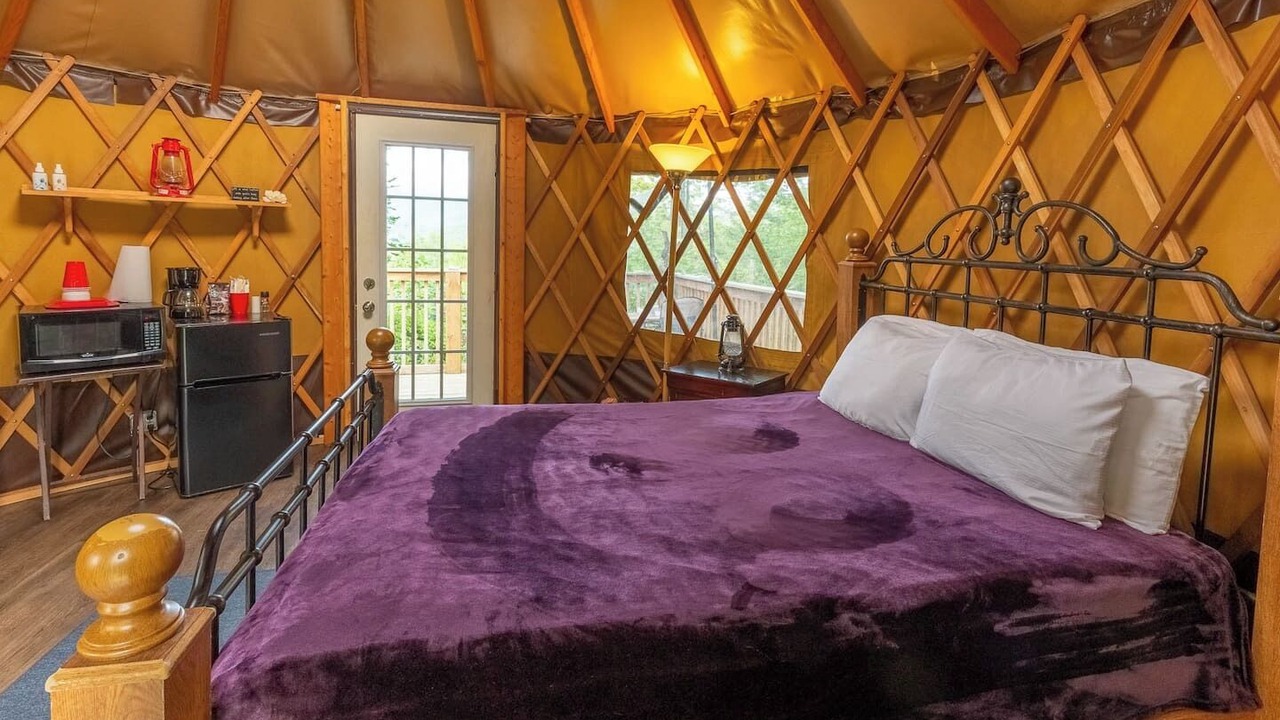 Photo of Bedroom in Cullowhee