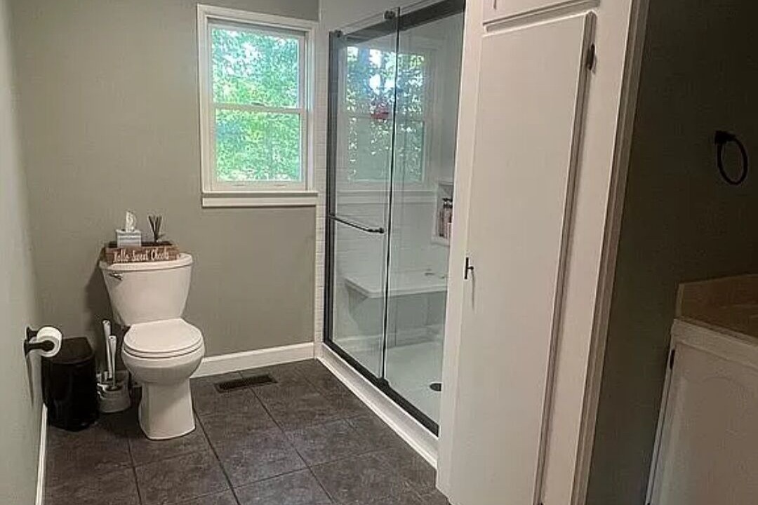 Photo of Bathroom in Newcomb