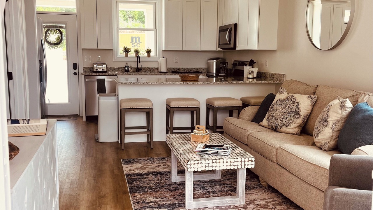 Photo of Livingroom in La Follette