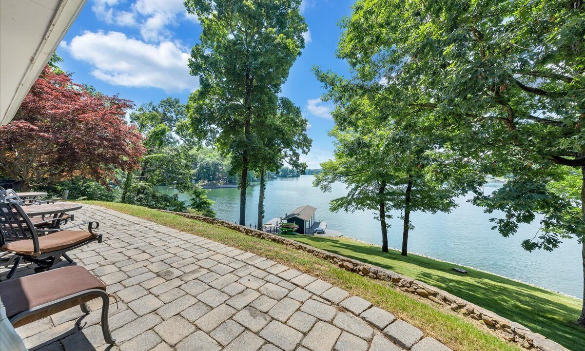 Photo of Outdoor in Goodview
