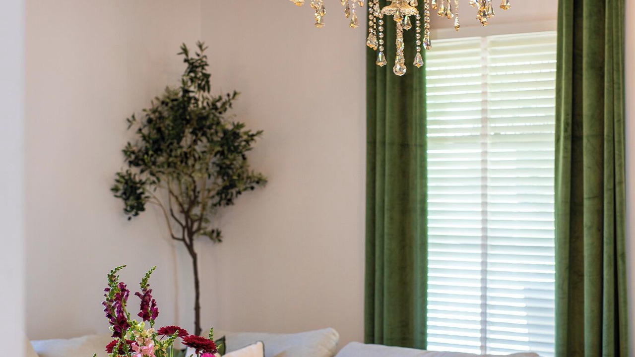 Photo of Livingroom in Doyle