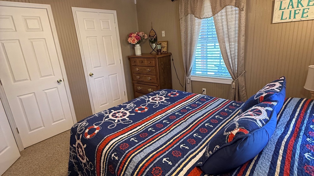 Photo of Bedroom in Cub Run