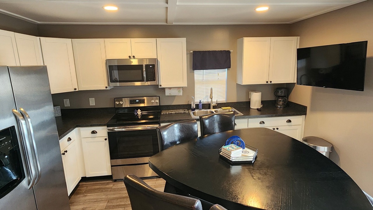 Photo of Kitchen in Big Creek