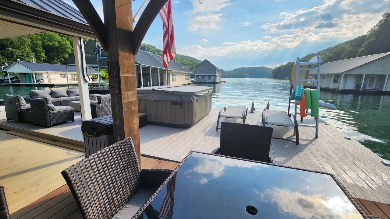 Photo of Patio Balcony in Big Creek