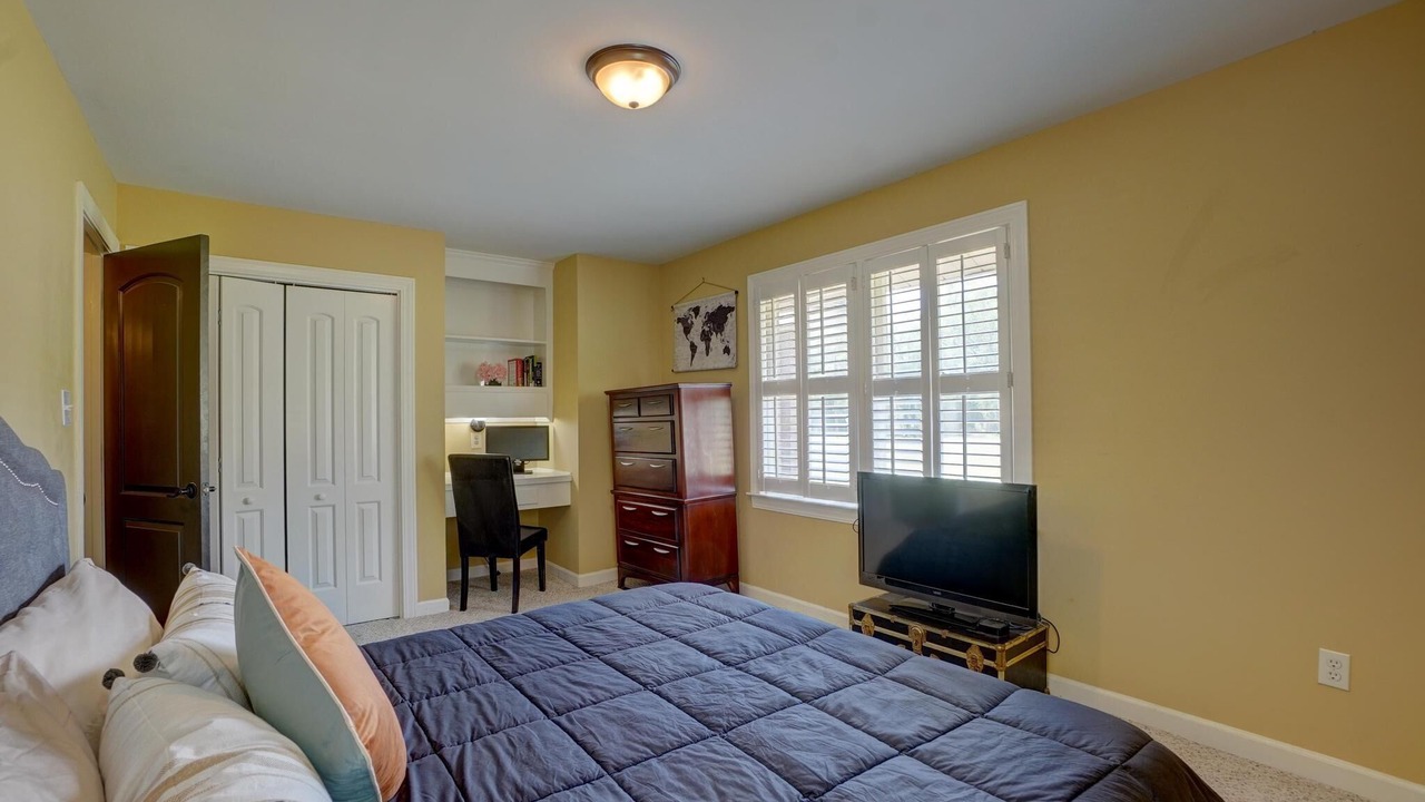 Photo of Bedroom in Kinston