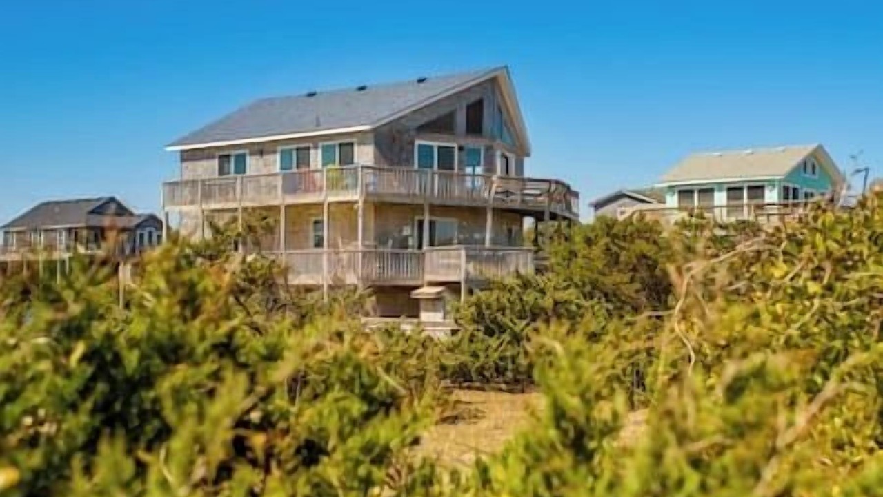 Photo of Outdoor in Waves