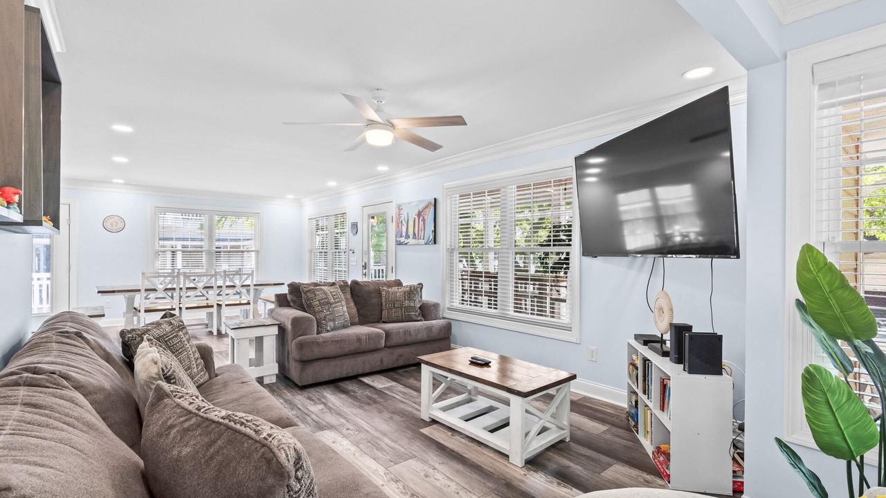 Photo of Bedroom in Surfside Beach