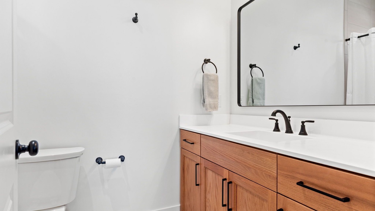 Photo of Bathroom in Oak Island
