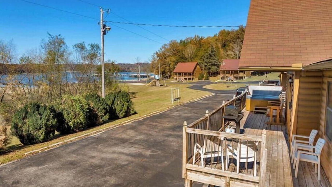 Photo of Outdoor in Byrdstown