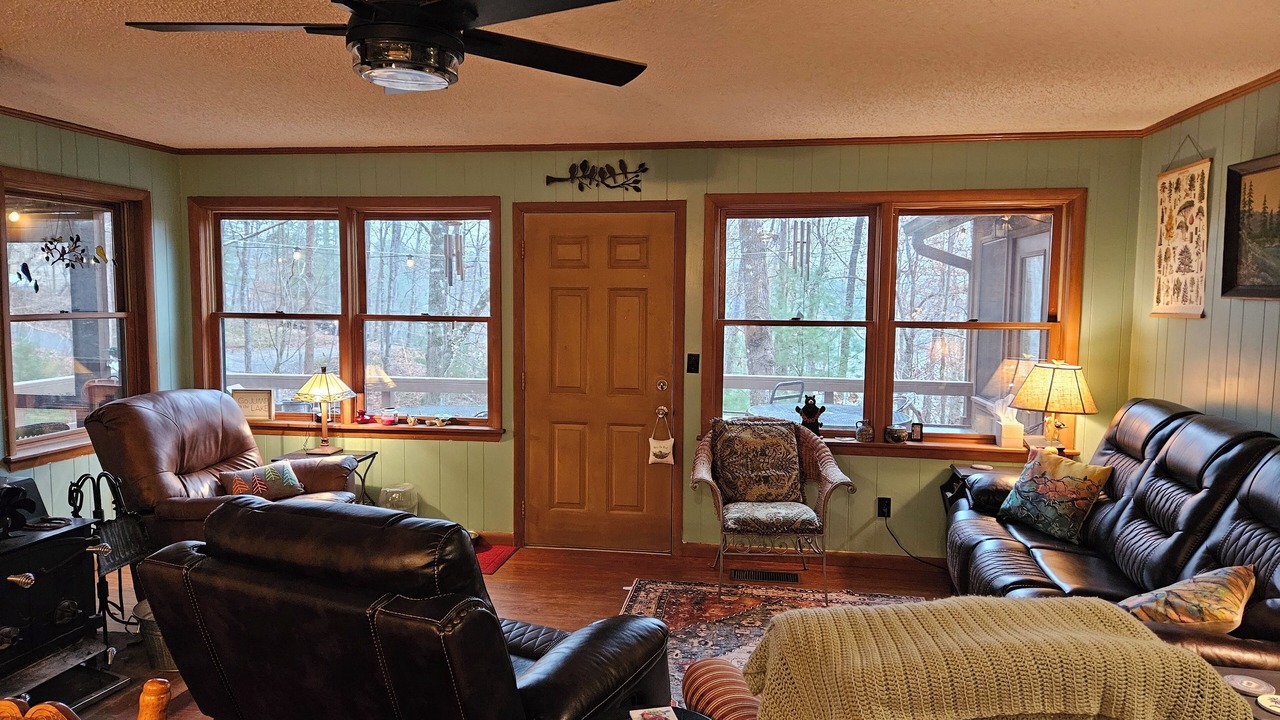 Photo of Livingroom in Unaka