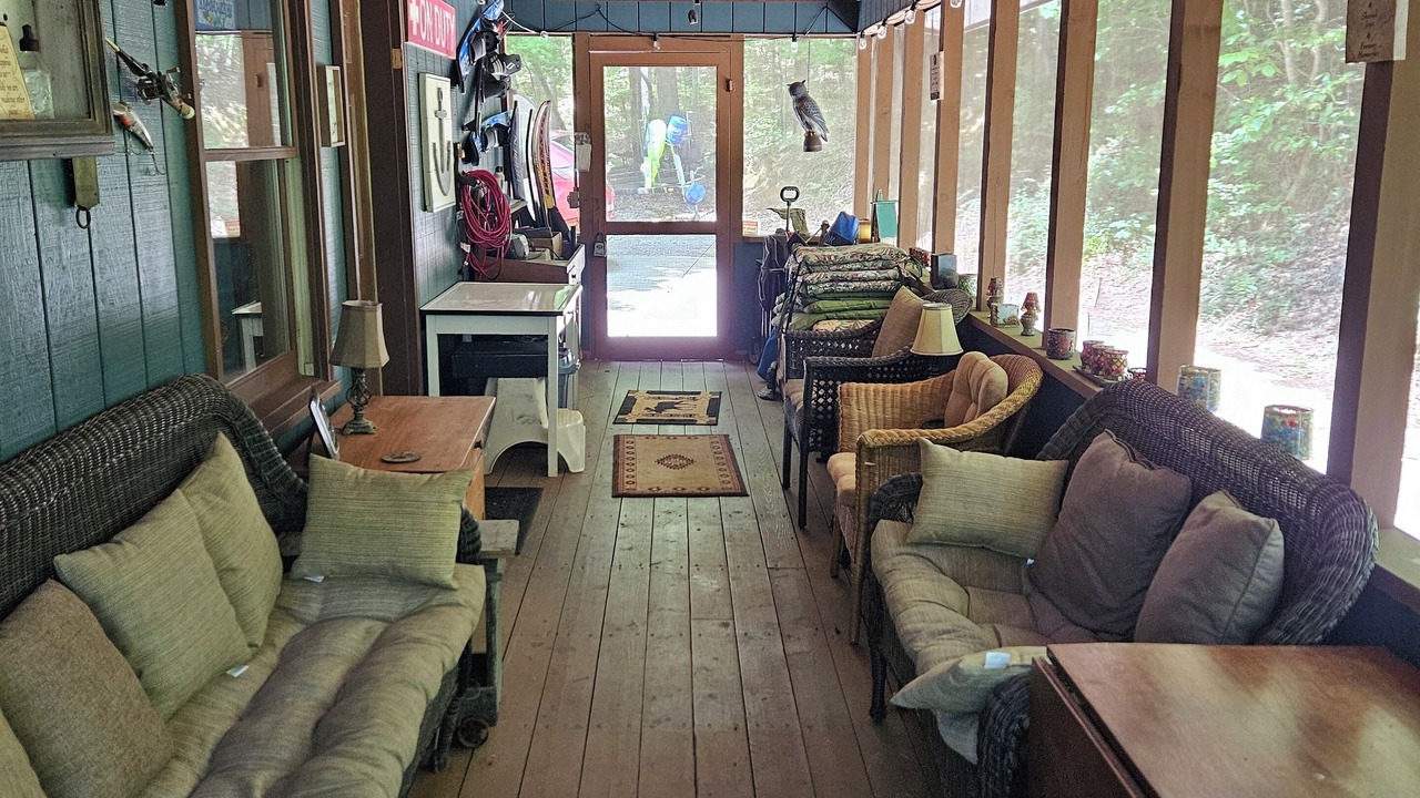 Photo of Livingroom in Unaka