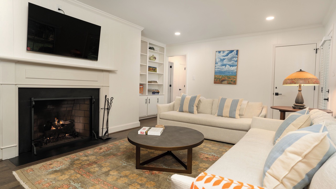 Photo of Livingroom in Green Valley