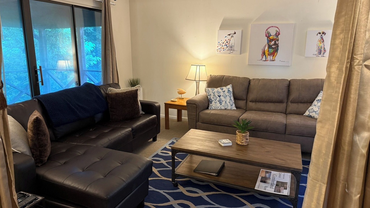 Photo of Livingroom in Bronston