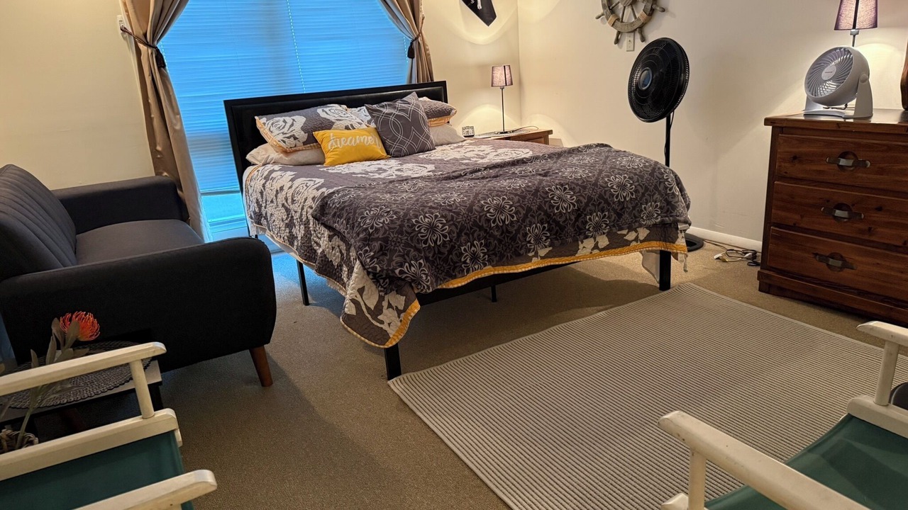 Photo of Bedroom in Bronston