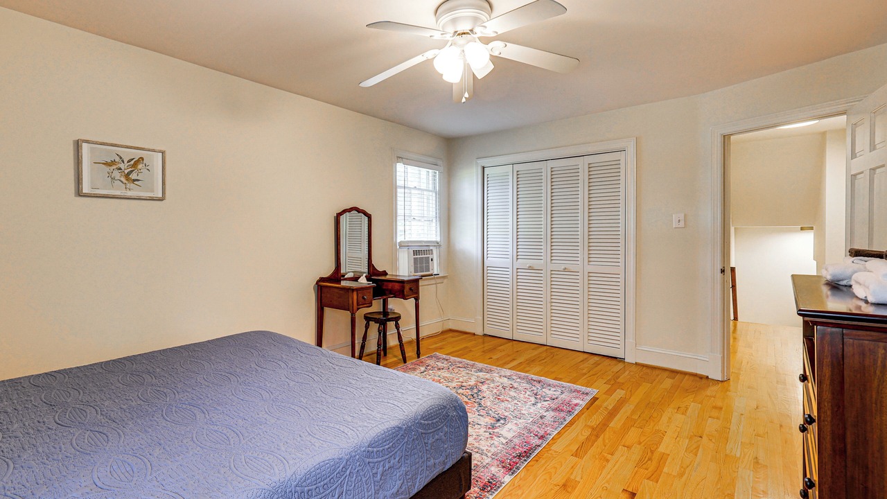 Photo of Bedroom in North Chesterfield