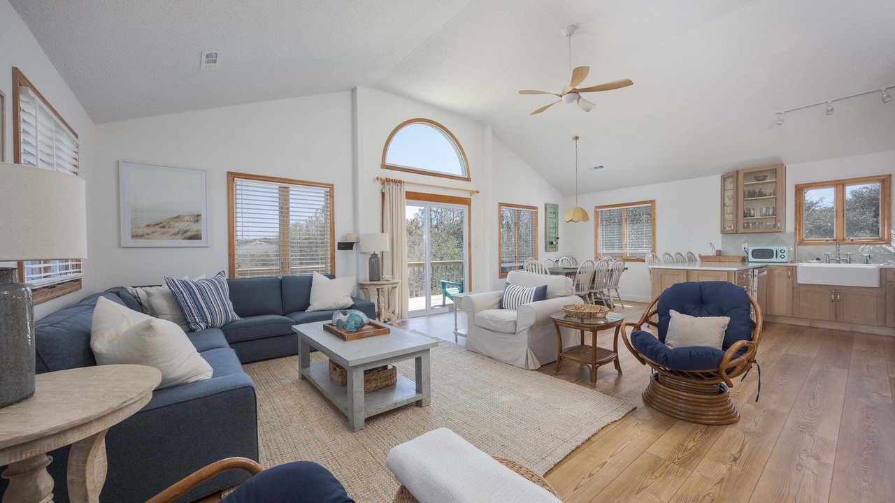 Photo of Livingroom in Southern Shores