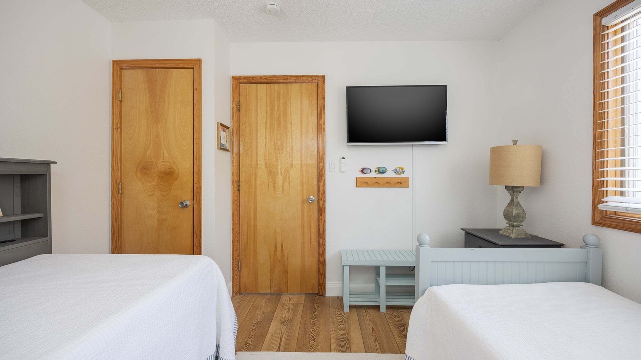 Photo of Bedroom in Southern Shores
