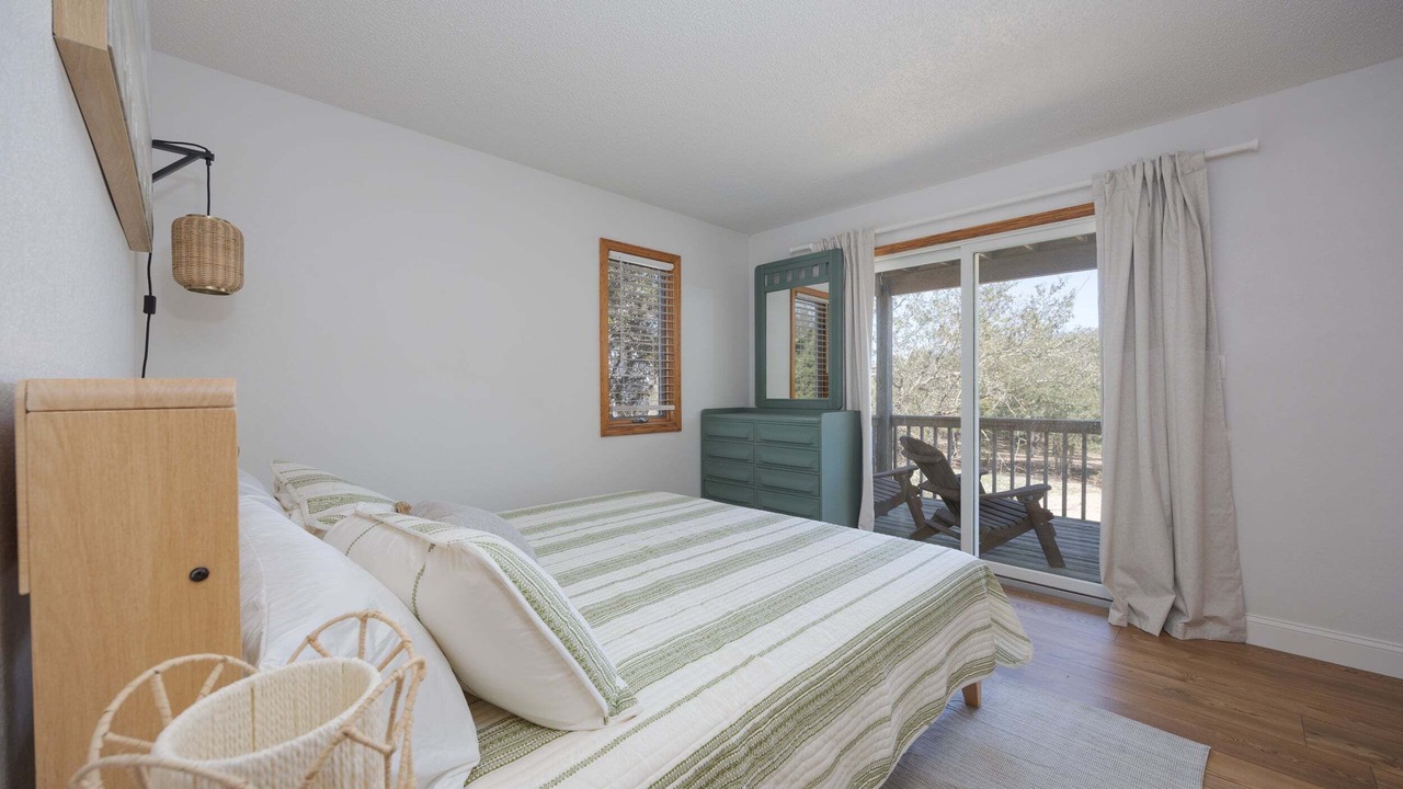 Photo of Bedroom in Southern Shores