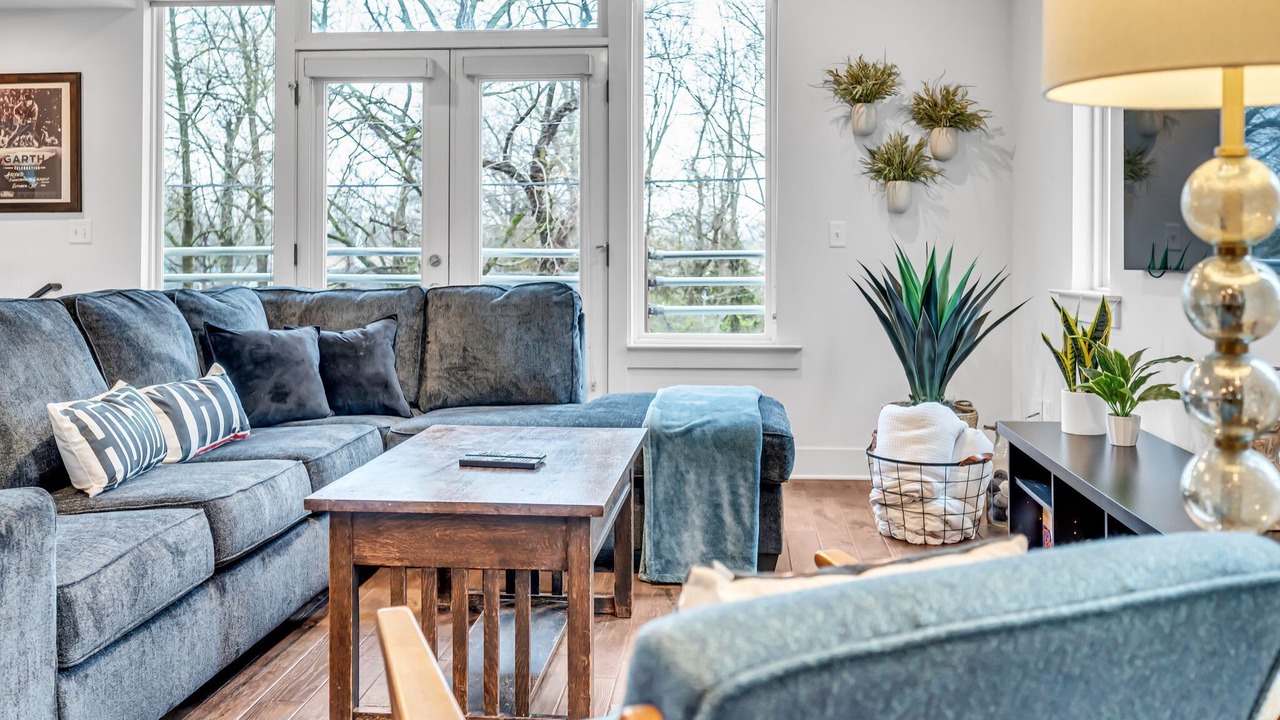 Photo of Livingroom in East Nashville