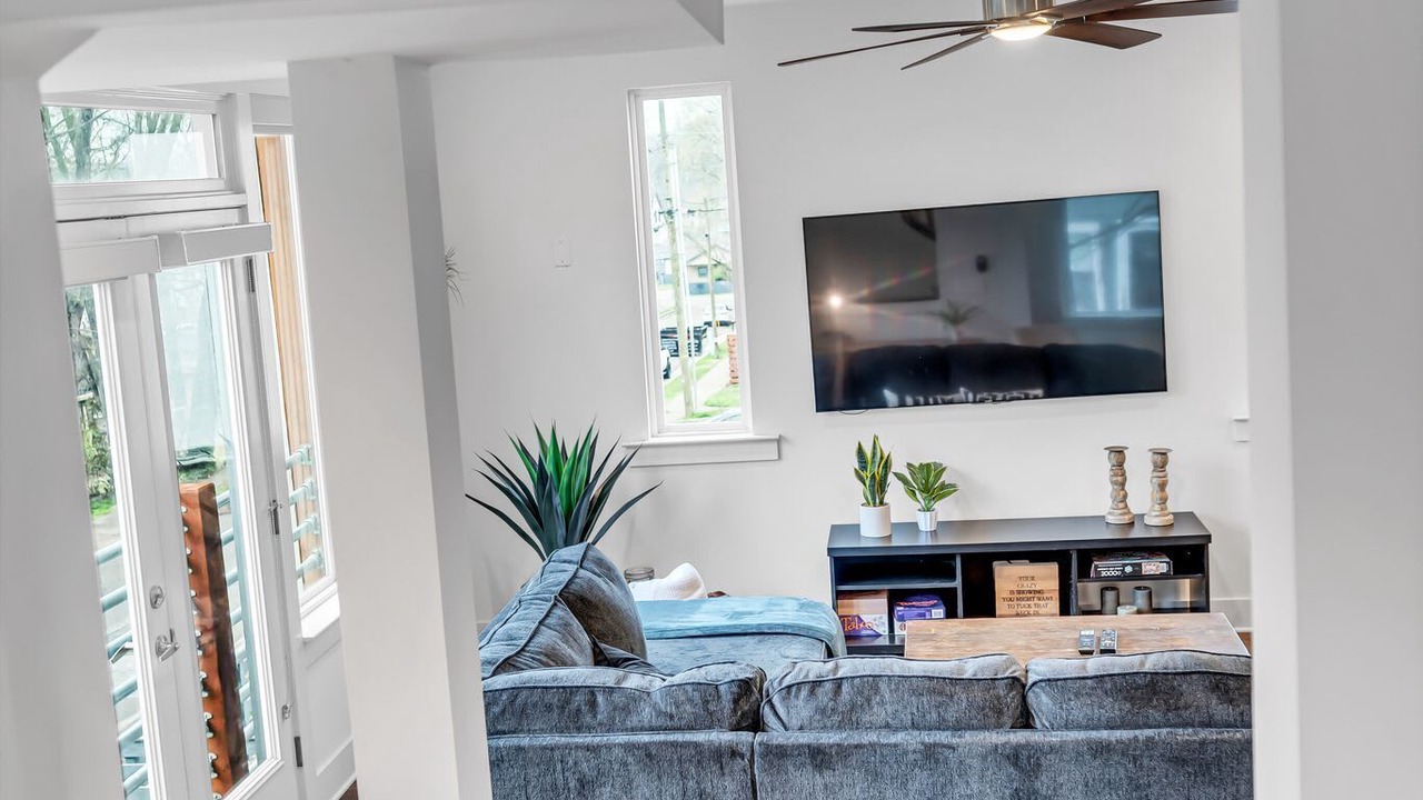 Photo of Livingroom in East Nashville